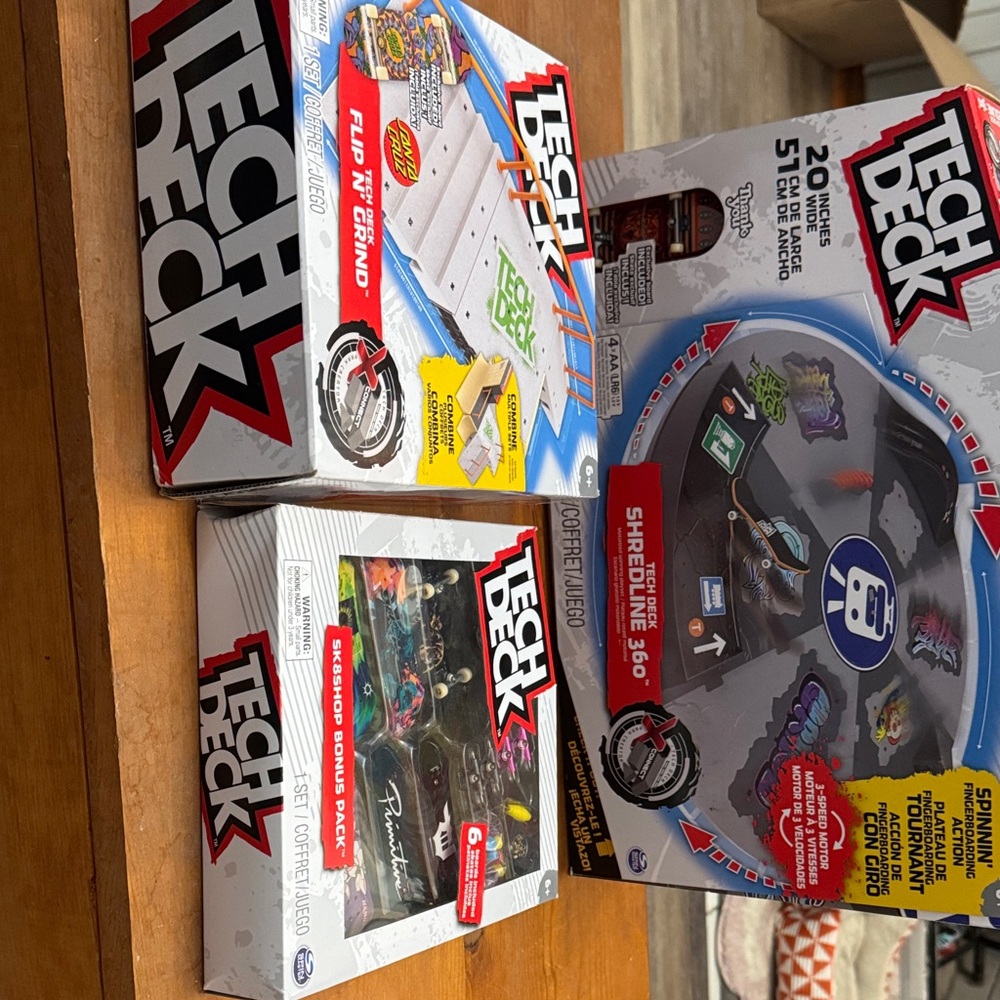 Shredline 360 Skateboard Playset